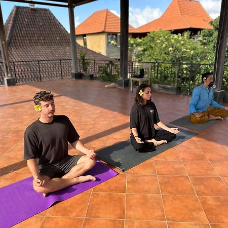 Diuma Residence Yoga Meditation Retreat And Healing Center Sanur  Exterior photo