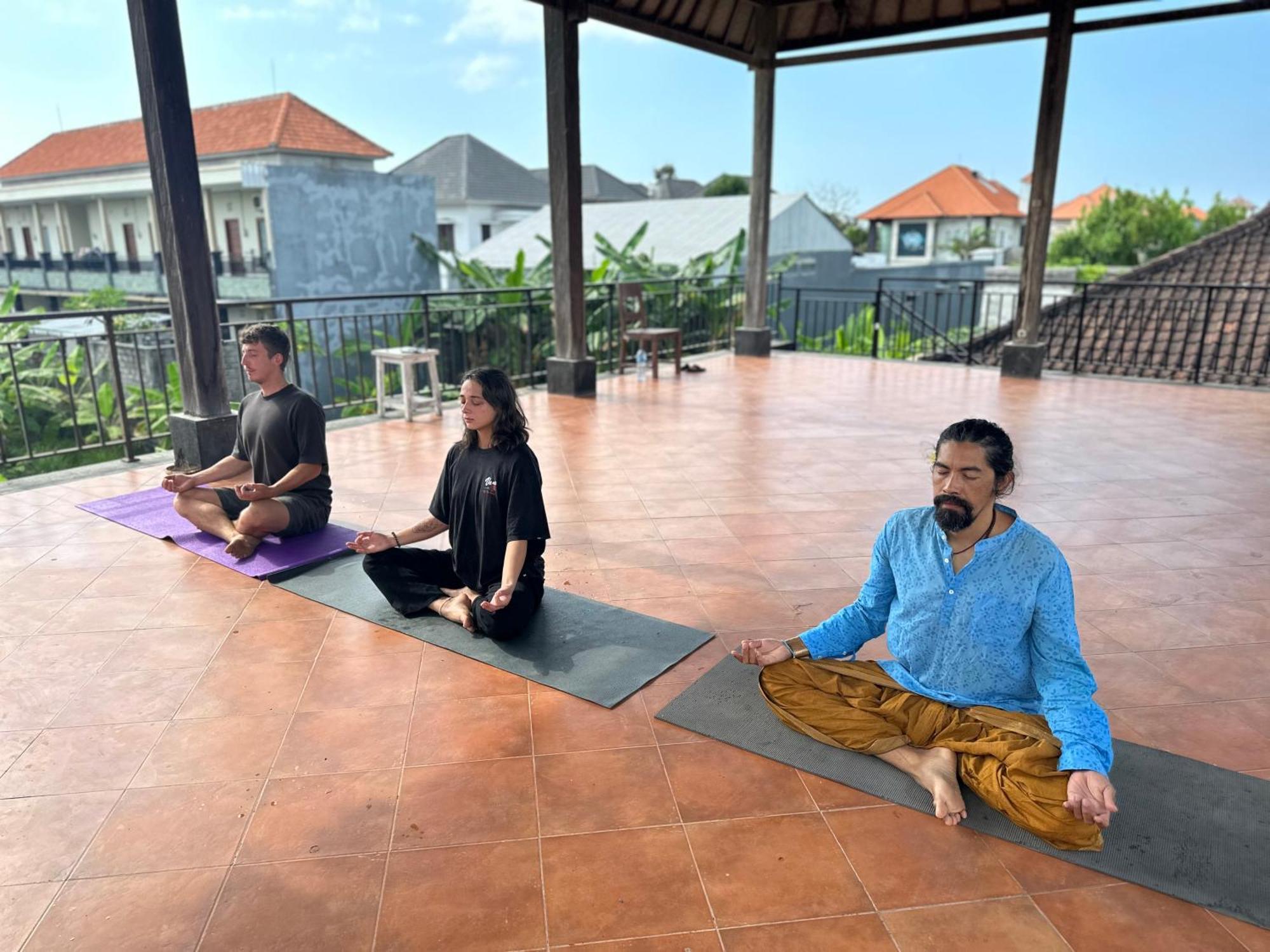 Diuma Residence Yoga Meditation Retreat And Healing Center Sanur  Exterior photo