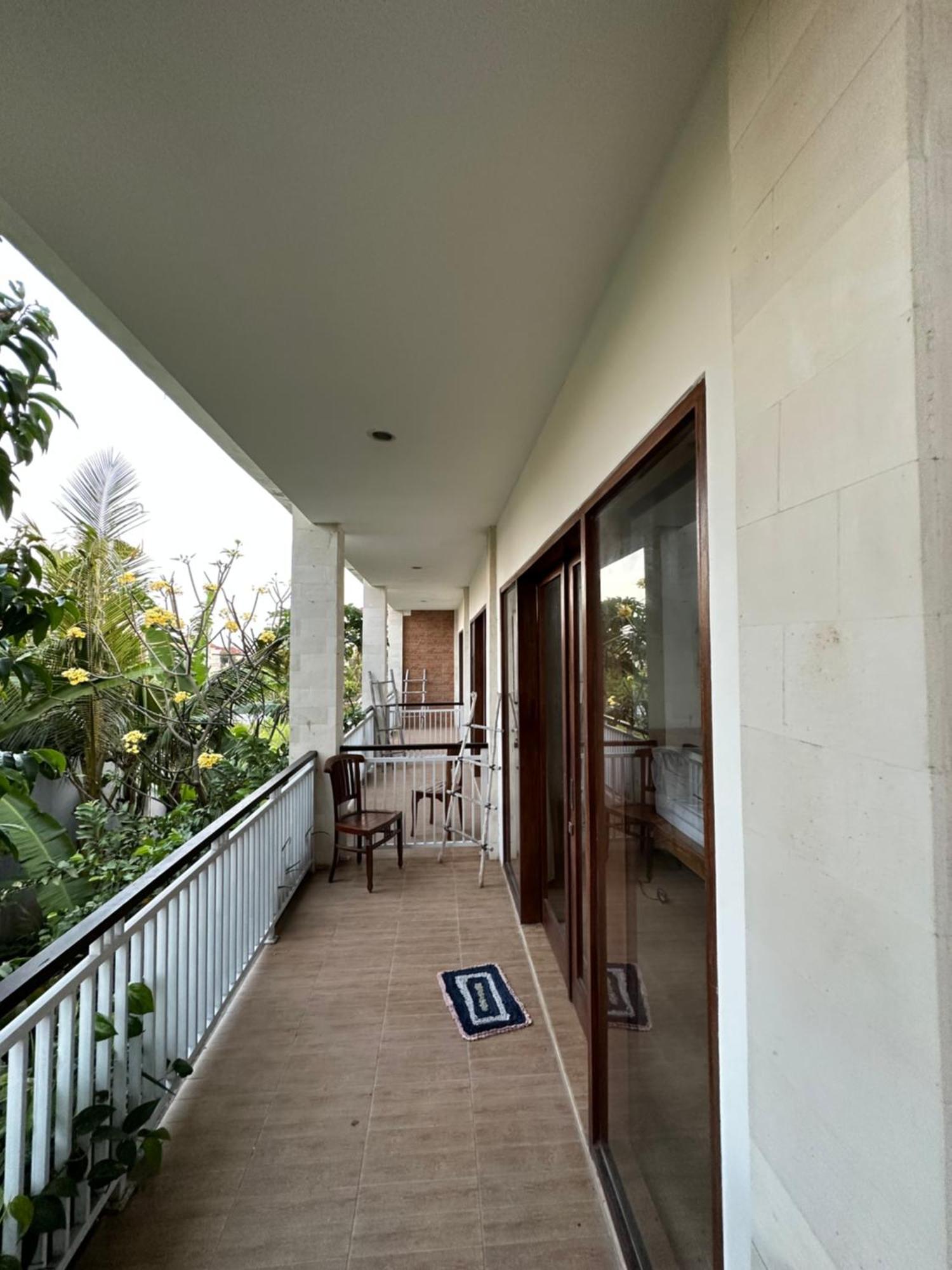 Diuma Residence Yoga Meditation Retreat And Healing Center Sanur  Exterior photo