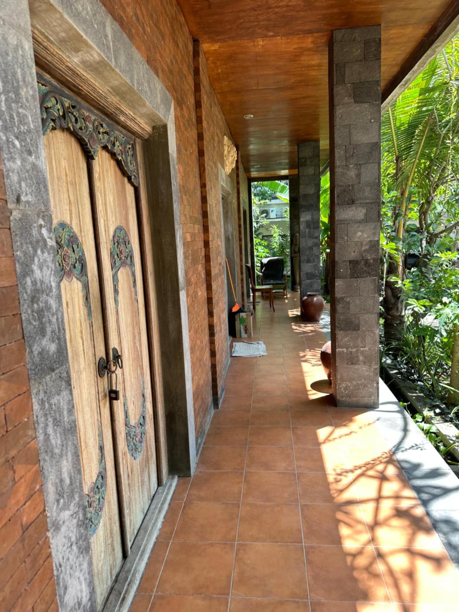 Diuma Residence Yoga Meditation Retreat And Healing Center Sanur  Exterior photo