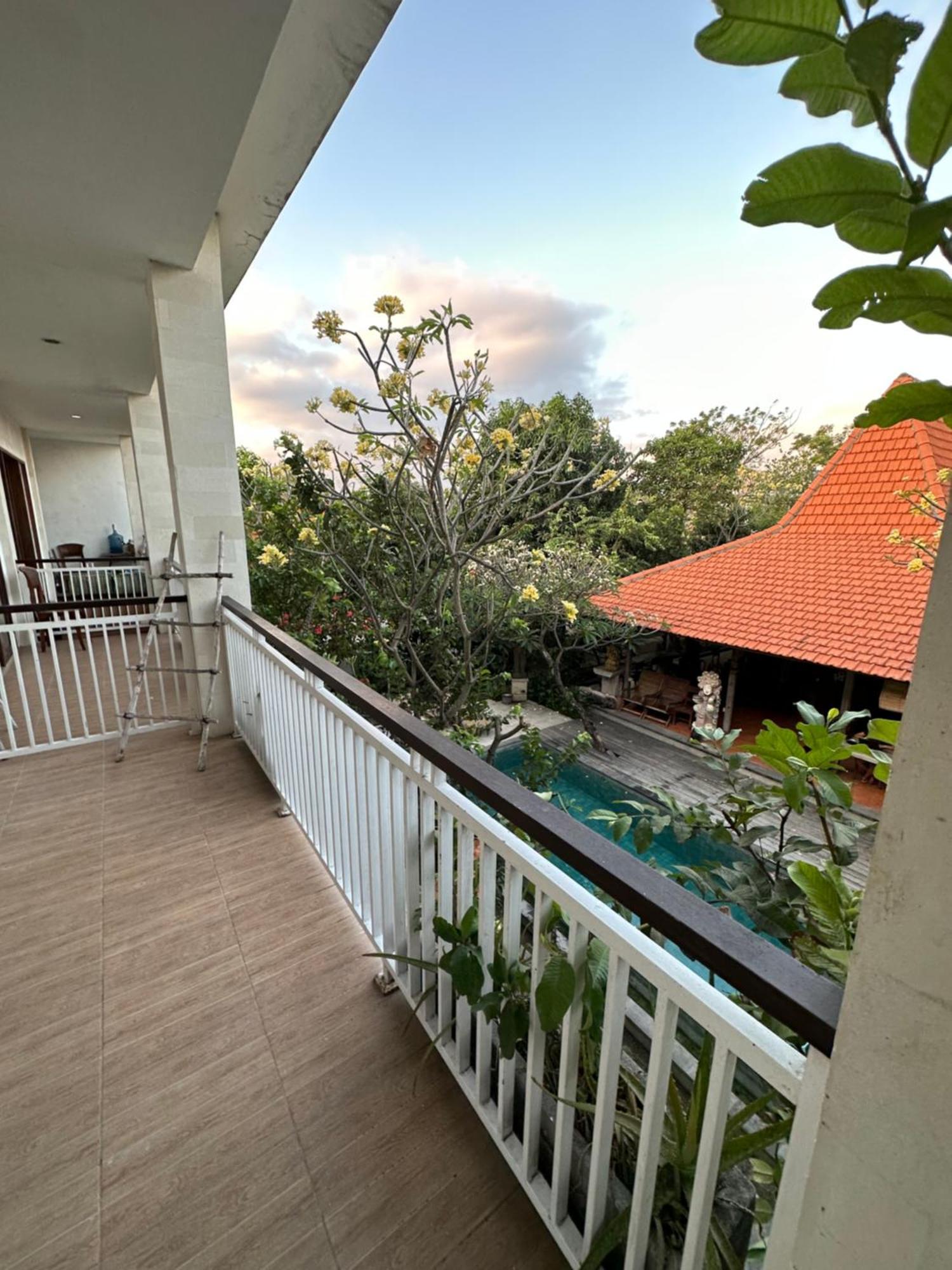 Diuma Residence Yoga Meditation Retreat And Healing Center Sanur  Exterior photo